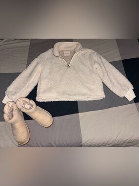 Thread & Supply Ivory Sherpa Pullover XS + Old Navy Sherpa Boots Size 6 Bundle